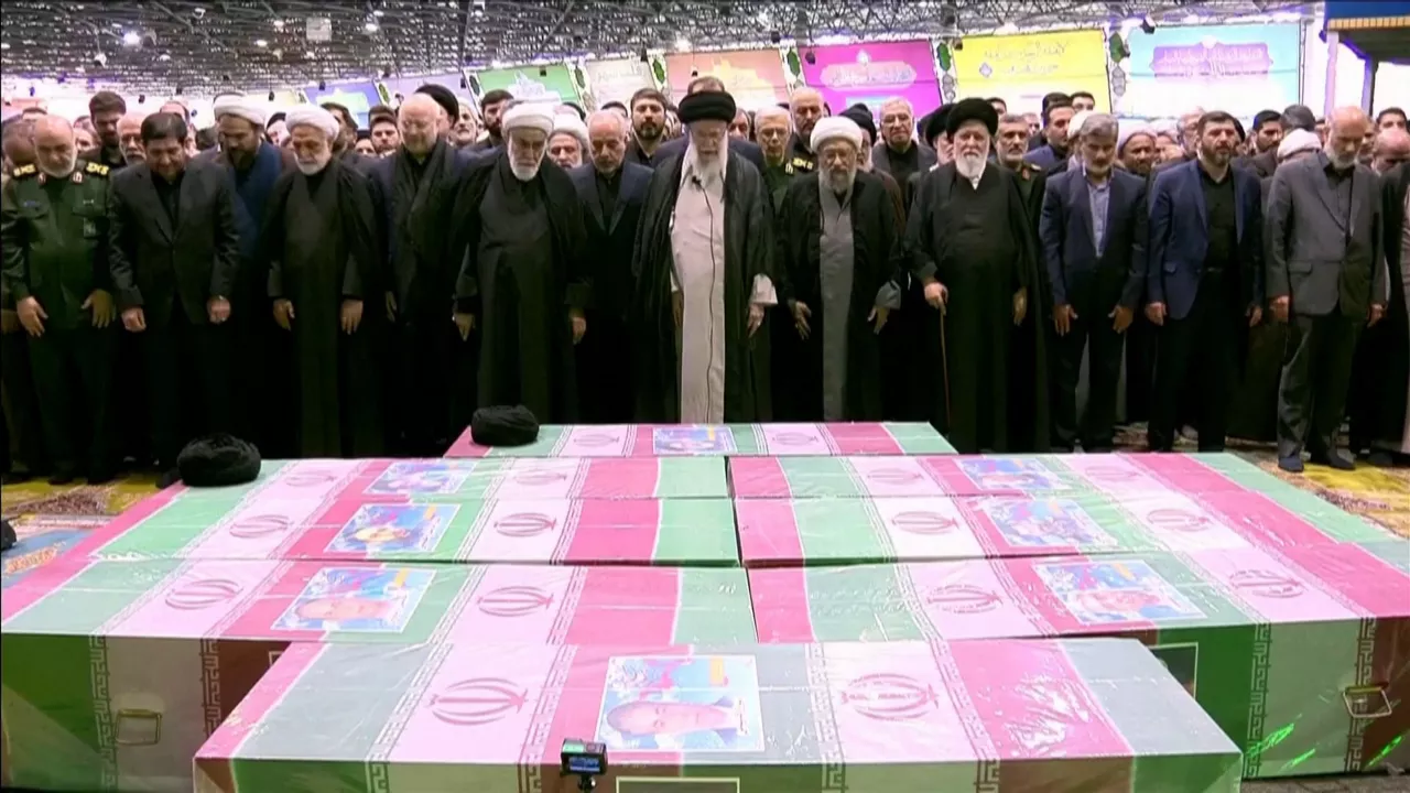 20240522083955_iran-funeral_