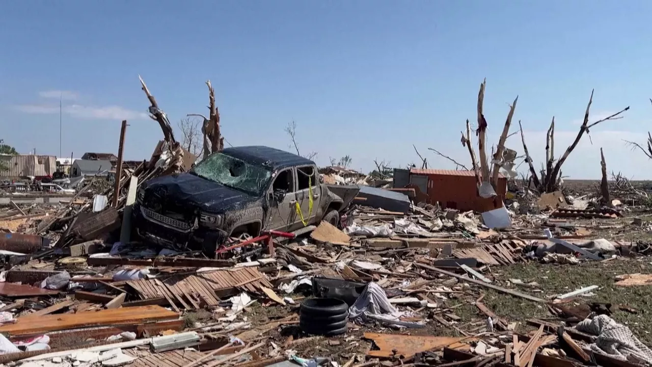 20240523085940_iowa-tornado_