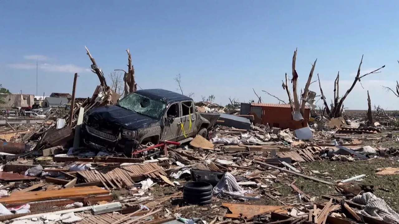 20240523090719_tornado-iowa_