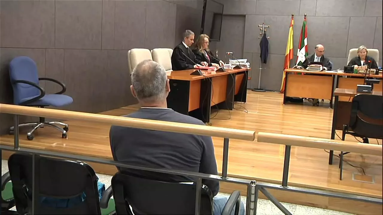 policia-municipal-acusado-Audiencia-Bizkaia-eitb