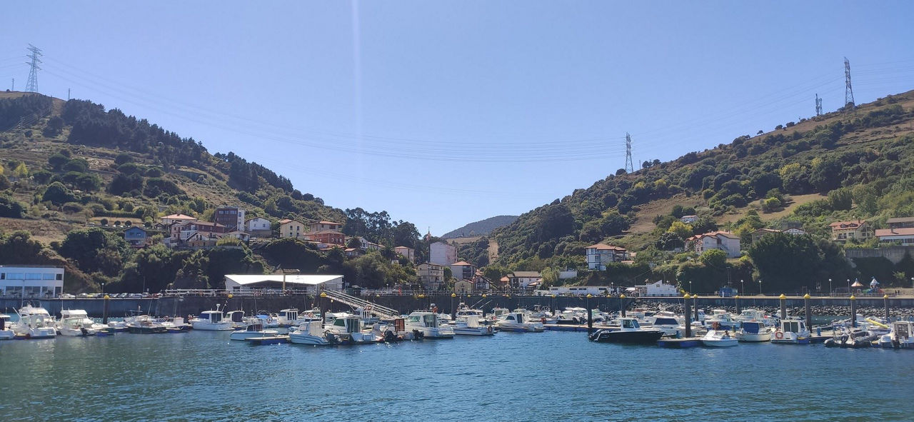 puerto-pesquero-zierbena-alta-tension-eitb