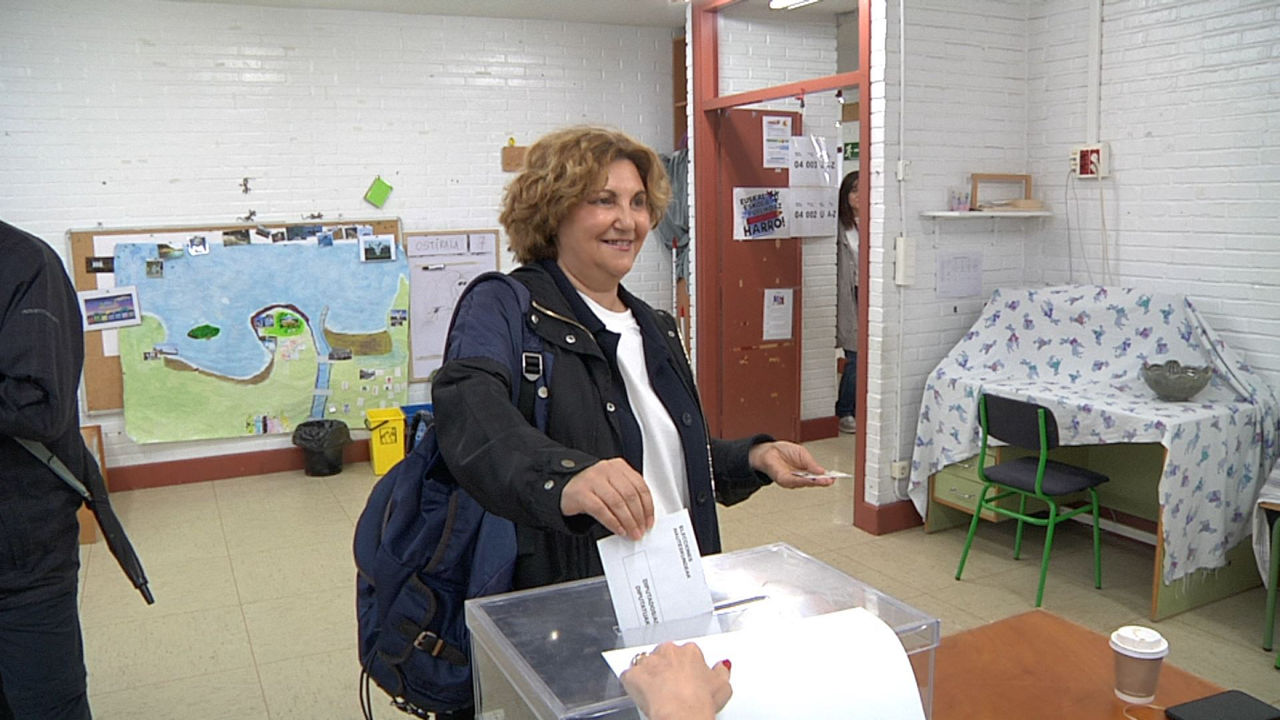 20240609142736_pilar-garrido-votando_