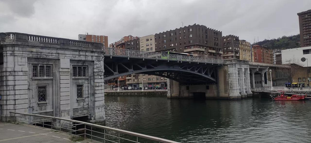 puente de deusto