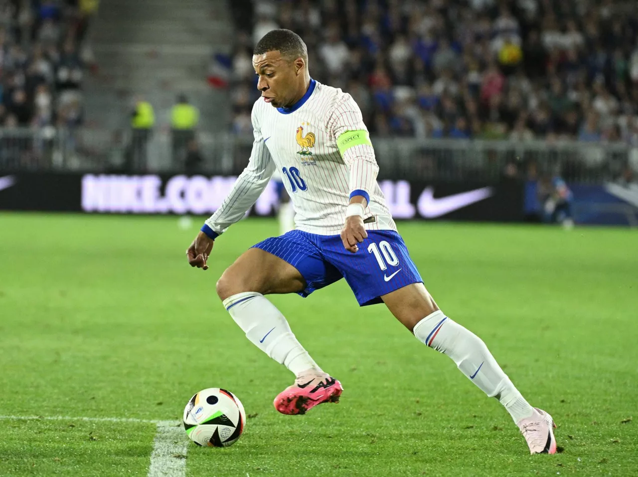 Mbappe-efe