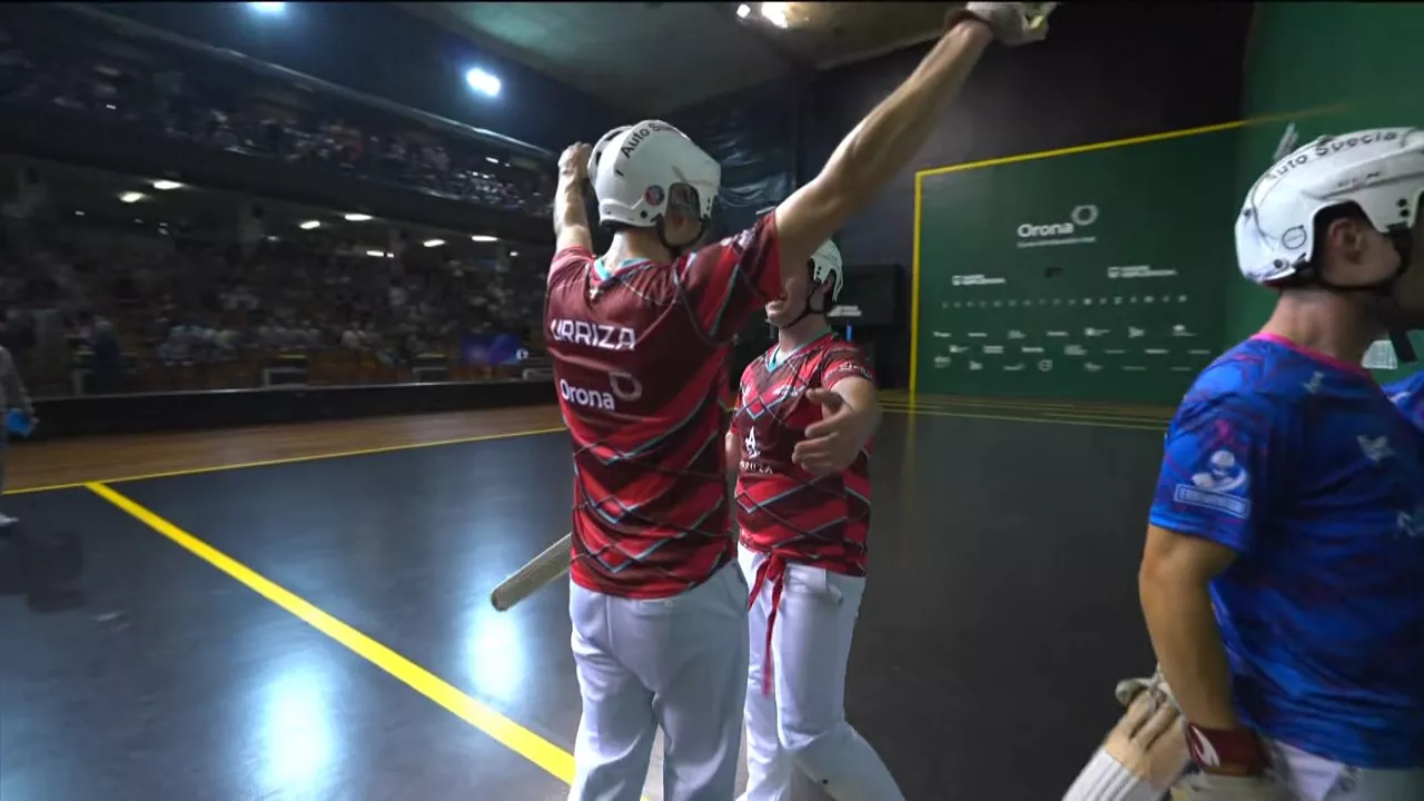 20240624233908_urriza-eta-martirena-besarkada-erremontari_