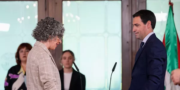 Ibone Bengoetxeak, Lehen lehendakariorde eta Kultura eta Hizkuntza Politikako sailburuak, bere kargua hartu du Ajuria Enean.