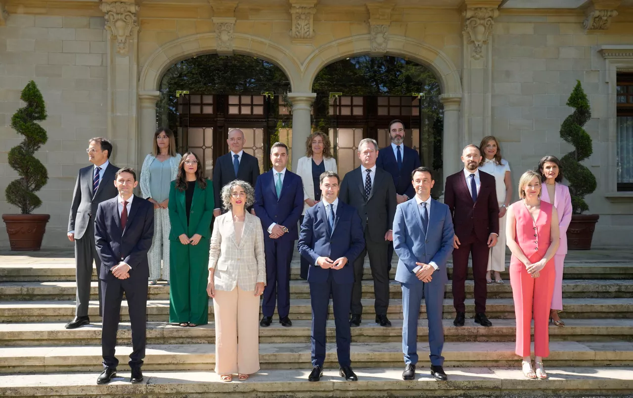 lOS 15 DIPUTADOS DEL NUEVO GOBIERNO VASCO