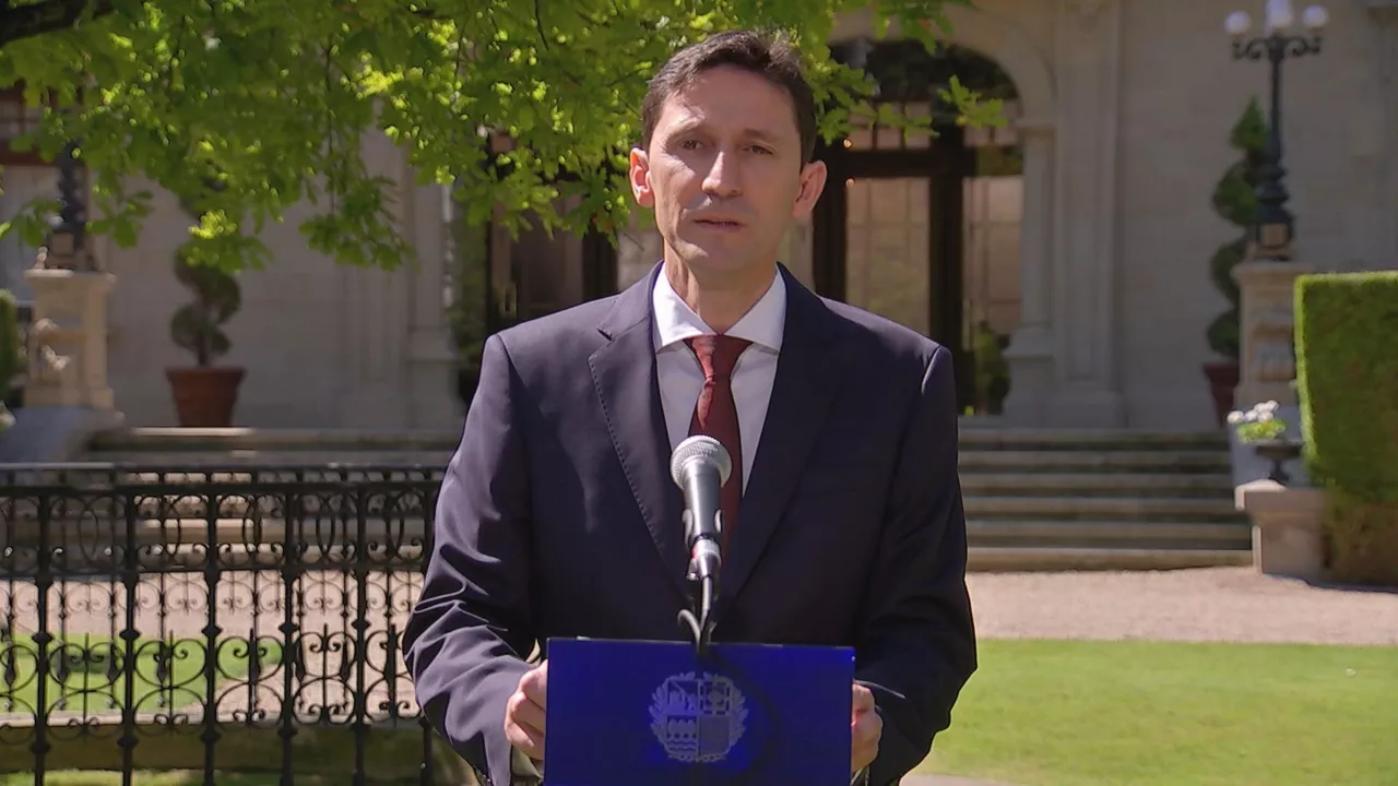 Noël d'Anjou Olaizola consejero de Hacienda y Finanzas
