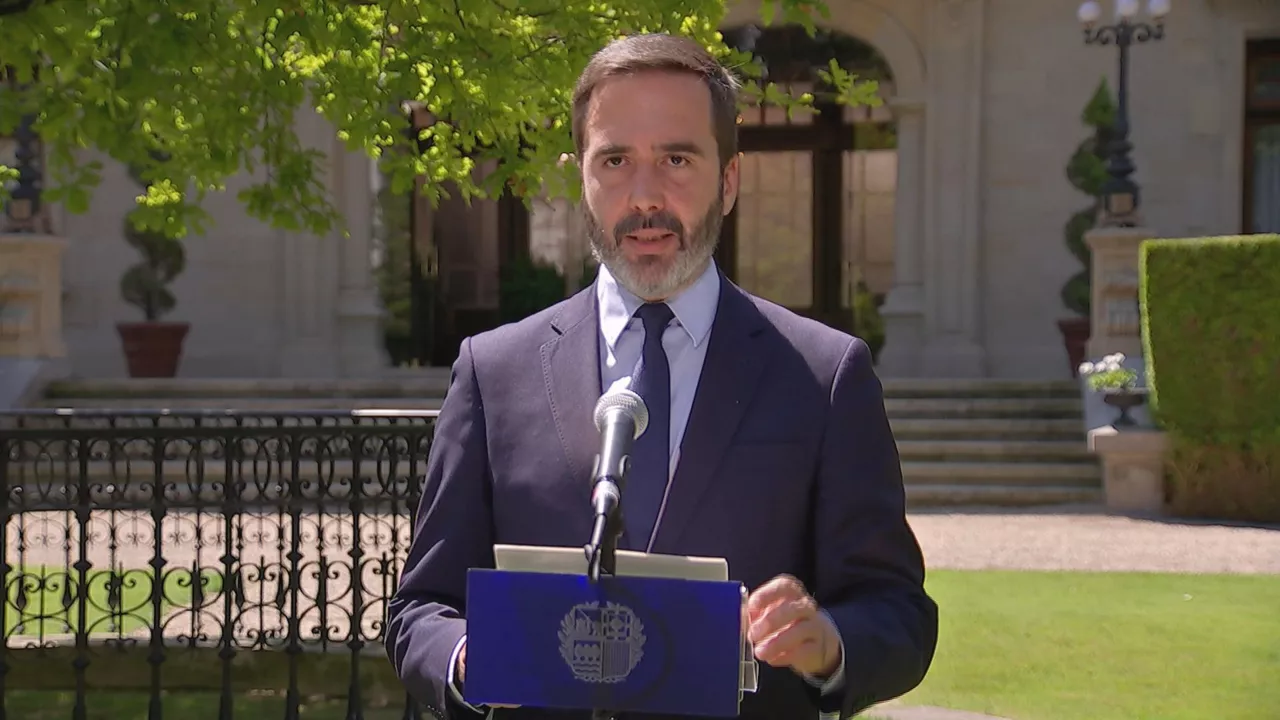 Javier Hurtado Turismo, Merkataritza eta Kontsumo sailburua