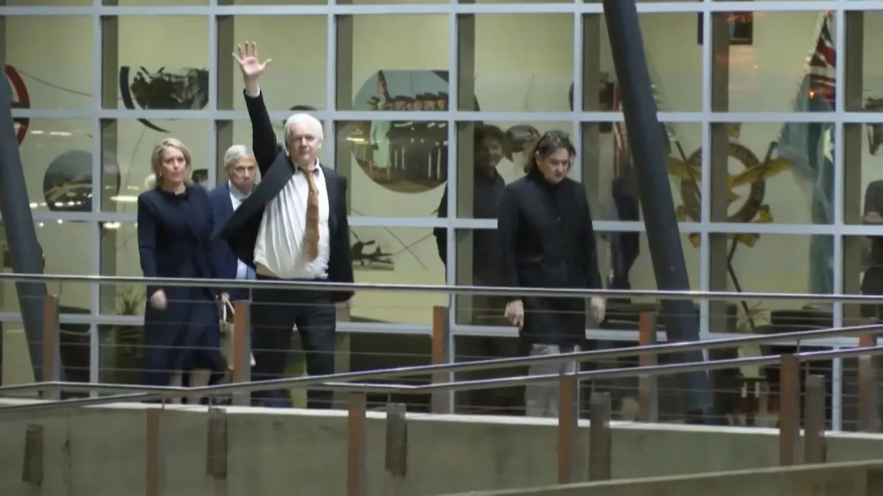 20240626130608_julian-assange-camberra_