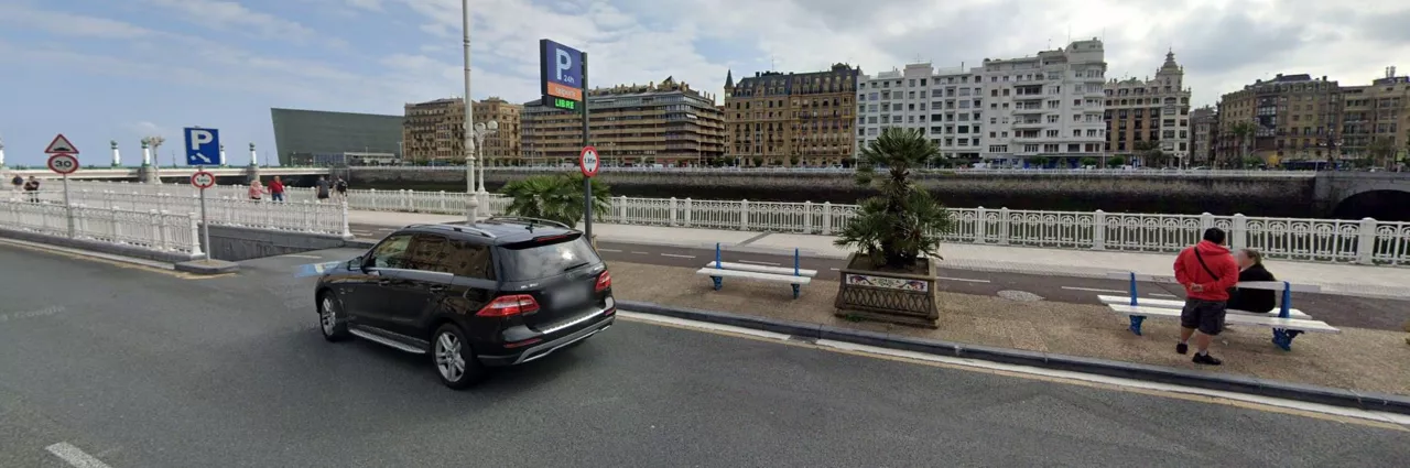 Okendo-parking-Donostia-Google-Maps