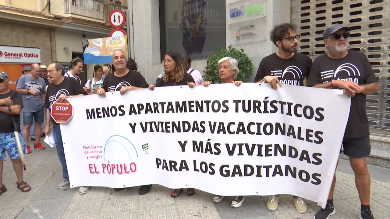 20240629203850_manifestantes-en-cadiz_