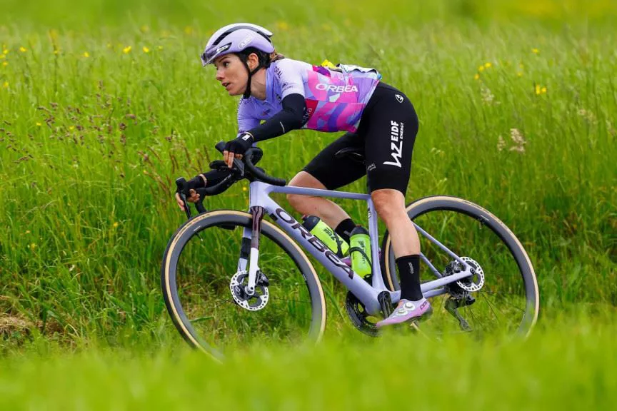 Ane Santesteban, Laboral Kutxako txirrindularia.