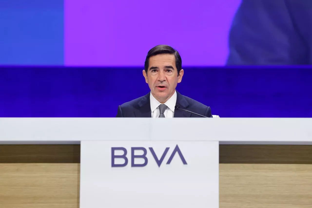 Carlos-Torres-presidente-BBVA-junta-general-accionistas-efe