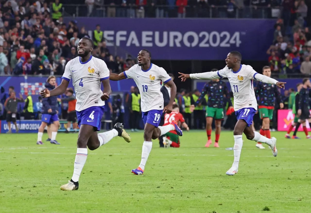 Frantzia - Portugal Eurokopa final-laurdenak 