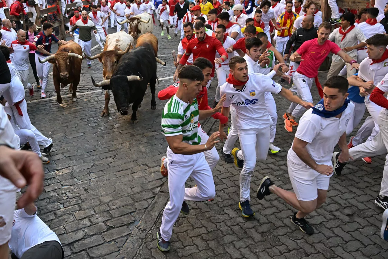 lehen entzierroa 2024 sanferminak efe
