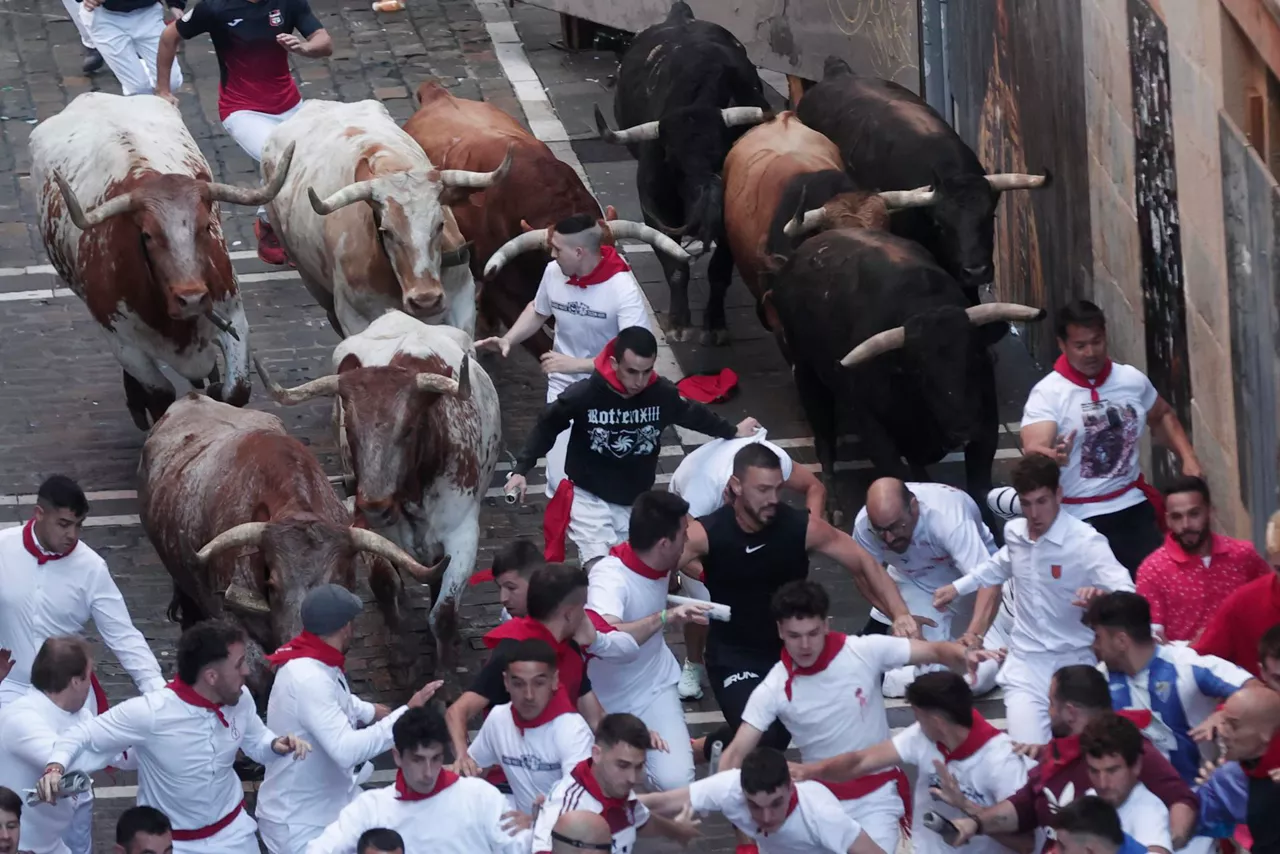 lehen entzierroa 2024 sanferminak efe