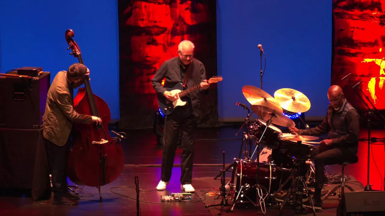 20240708085655_bill-frisell-trio_