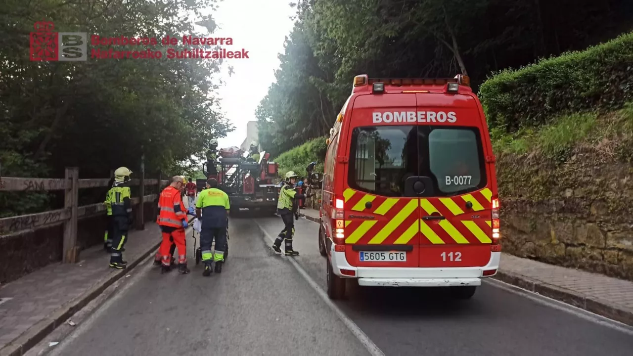 caida santo domingo erorketa pamplona iruñea iturria: Bomberos navarra
