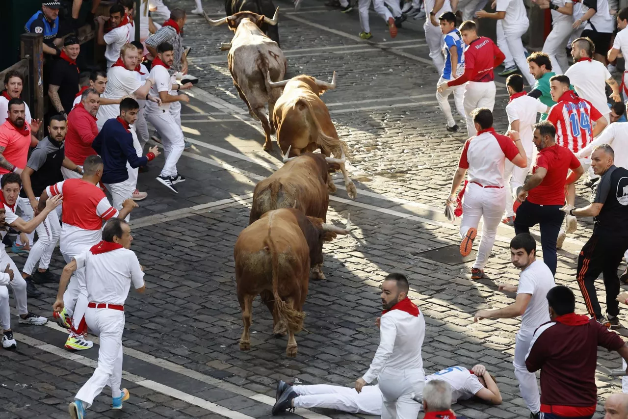encierro entzierroa 11 julio uztaila domingo hernandez sanfermines sanferminak efe