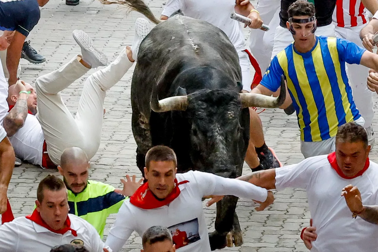 azken entzierroa sanferminak 2024 efe
