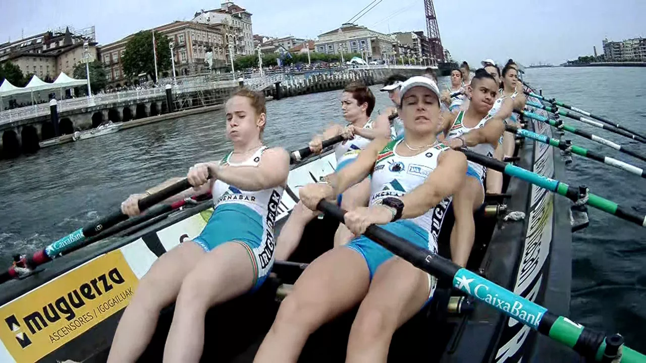 20240714133253_donostiarraeuskotrenligabanderasestaoeitbmedia_