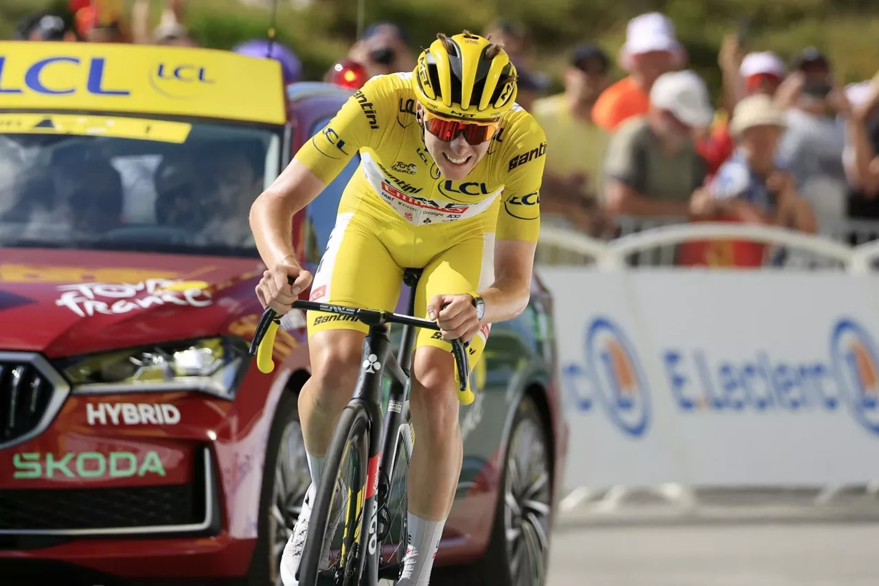 Tadej-Pogacar Frantziako Tourra etapa 15