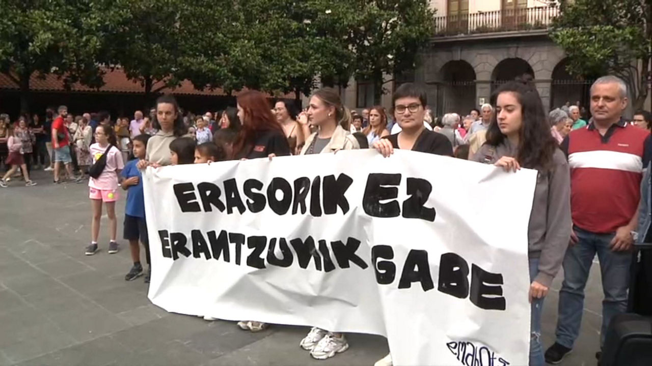 20240716192832_elkarretaratzea_
