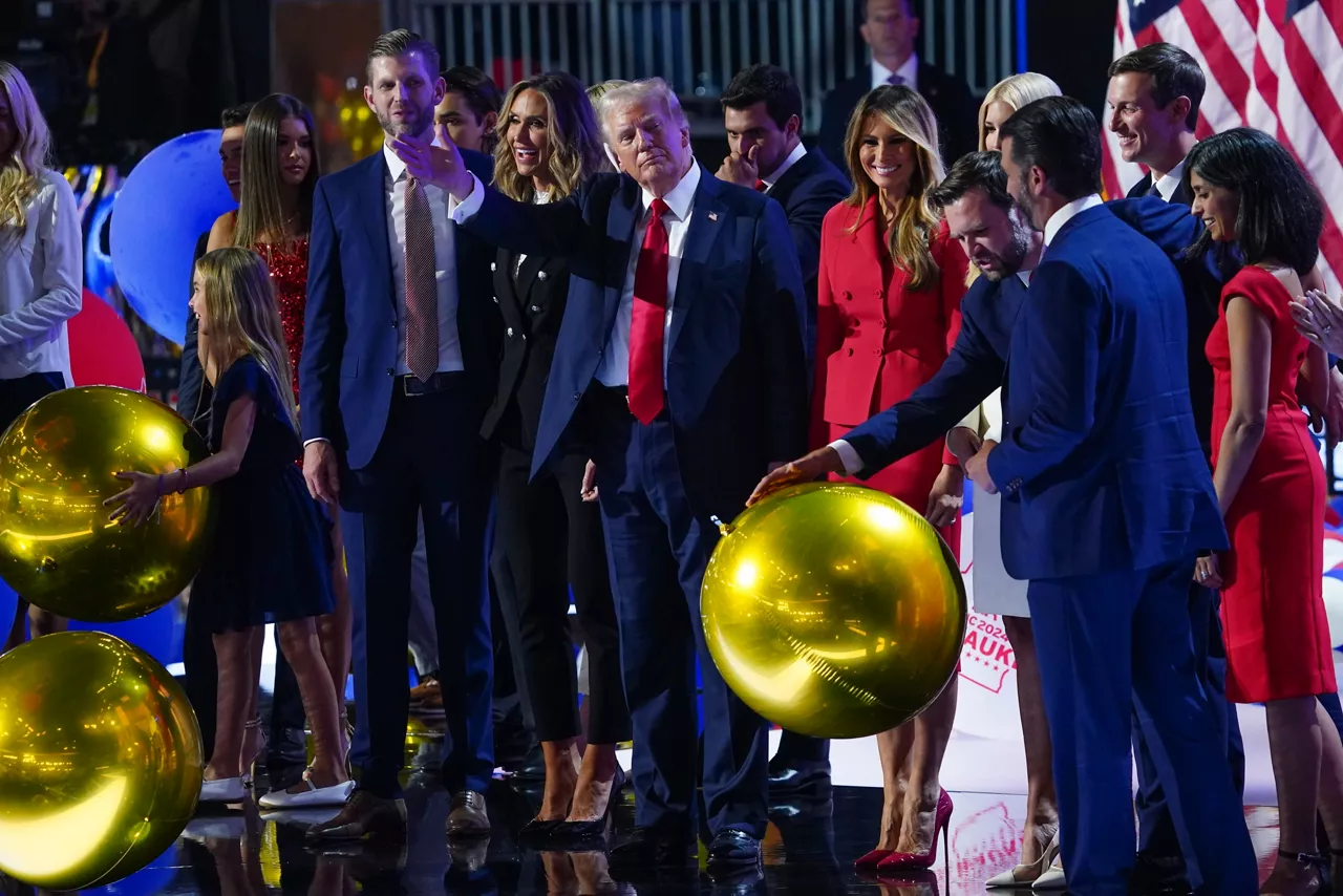DONALD TRUMP EFE