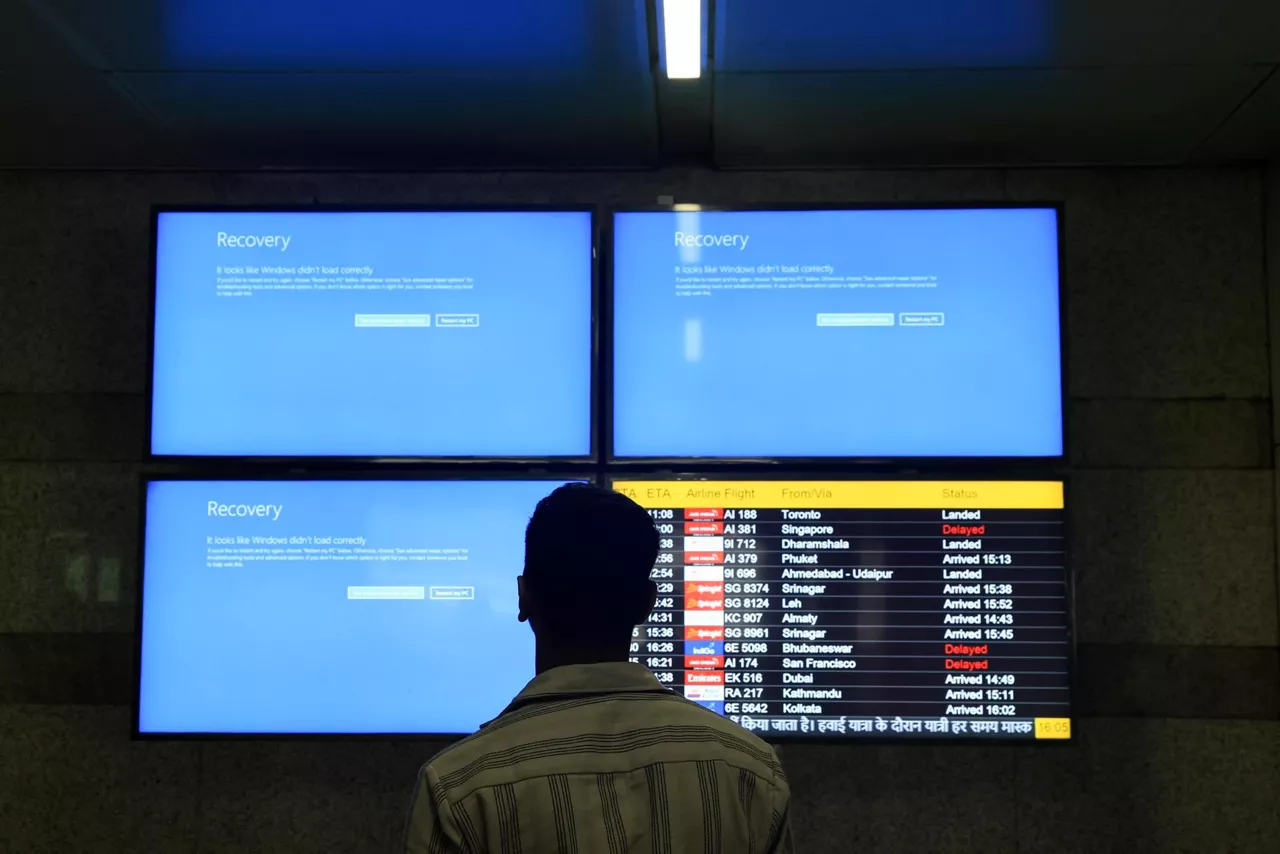 CAÍDA DE MICROSOFT AEROPUERTOS