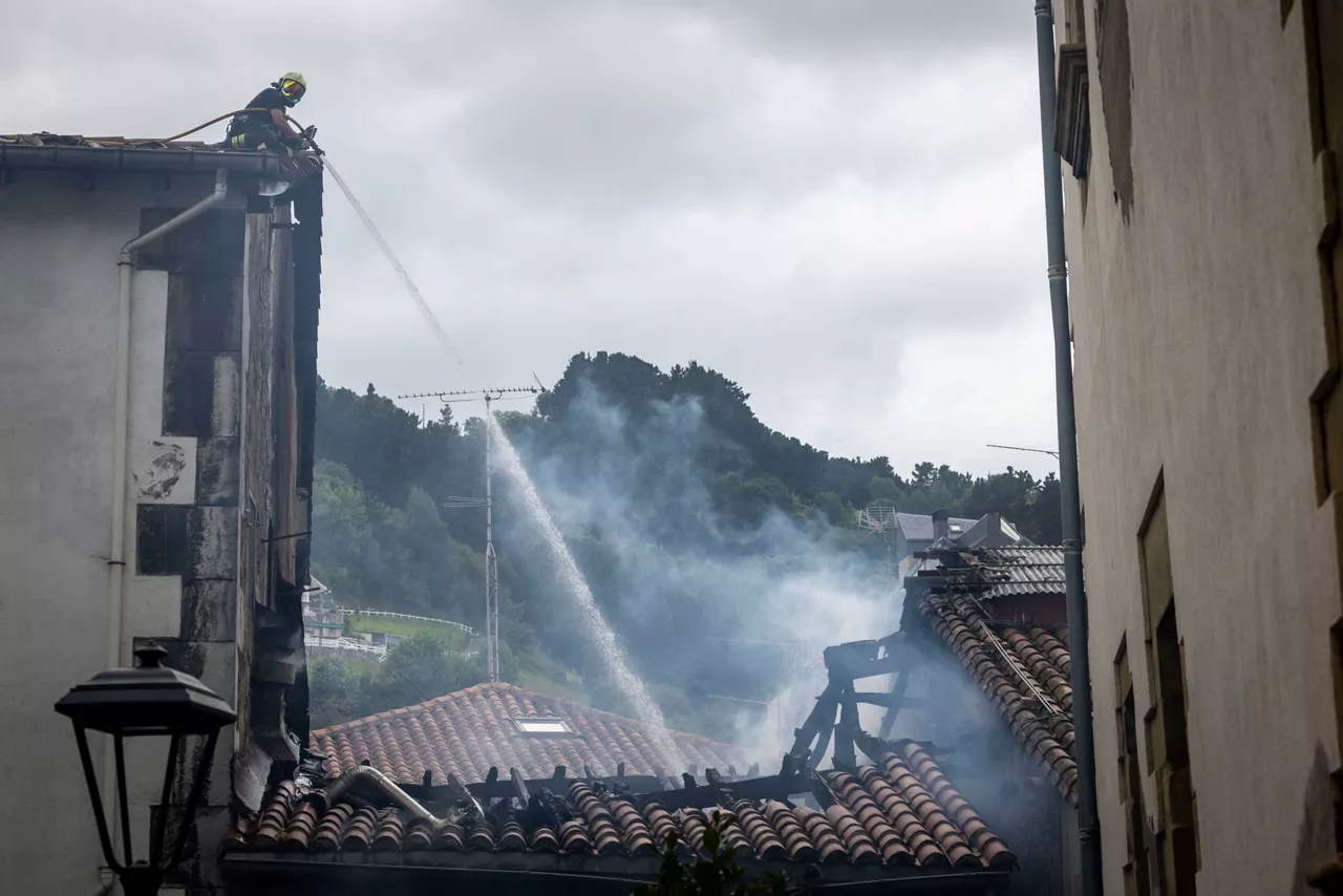 Mutriku sutea incendio EFE