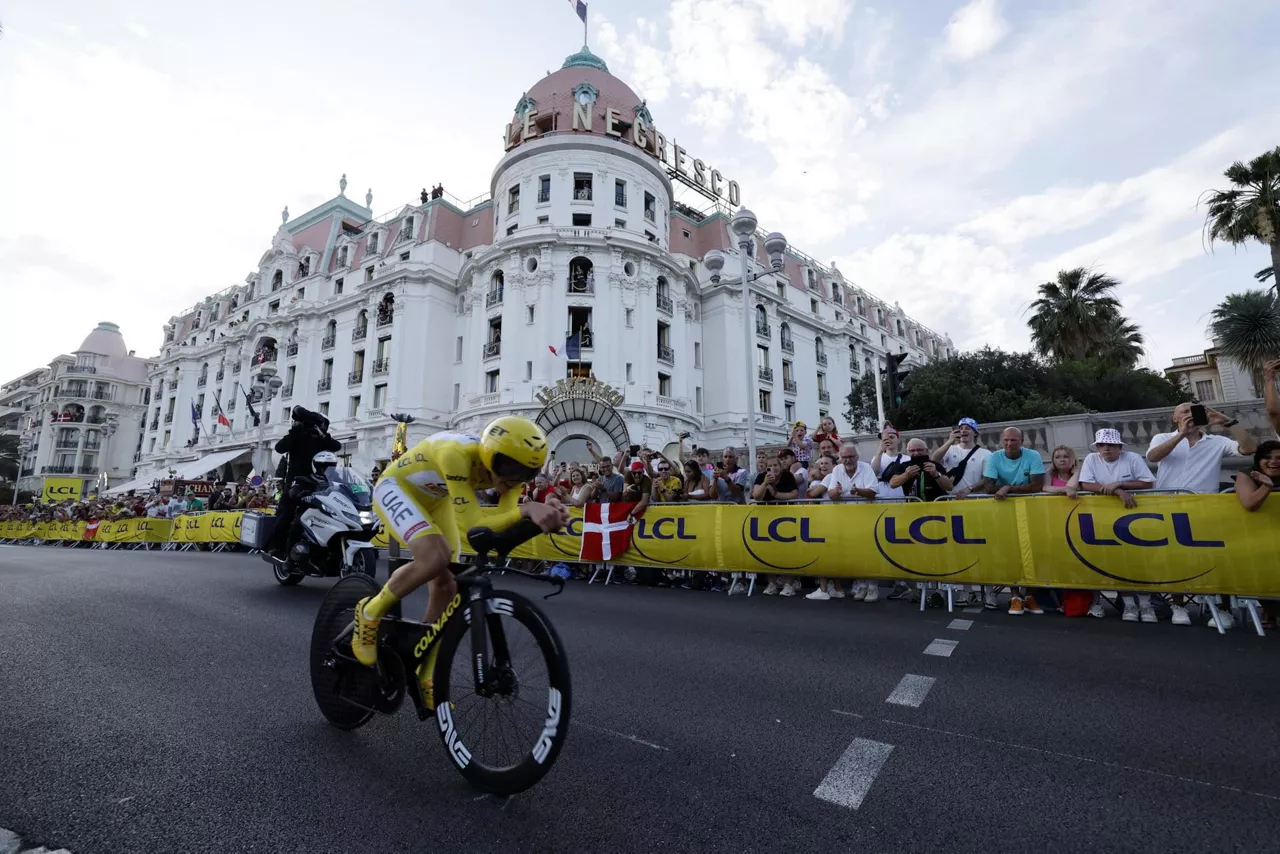 Tadej-Pogacar-efe Frantziako Tourra etapa 21