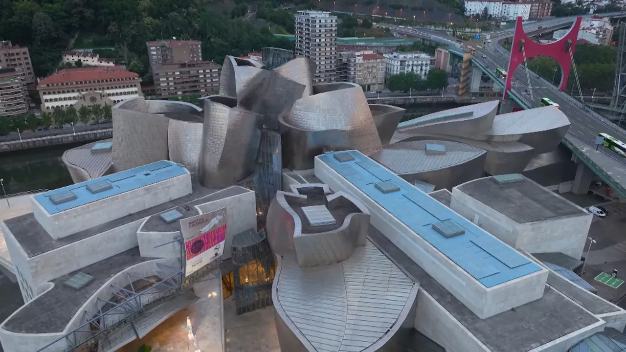 20240724202342_placas-solares-guggenheim_