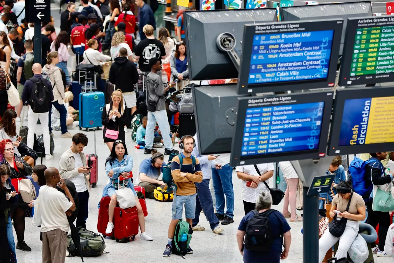 Paris trenak garraioa olinpiar jokoak sabotajea EFE