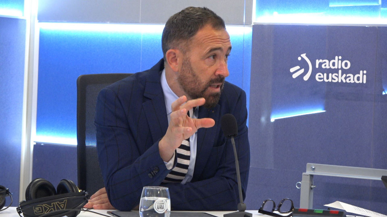 Denis Itxaso, consejero de Vivienda y Agenda Urbana del Gobierno Vasco