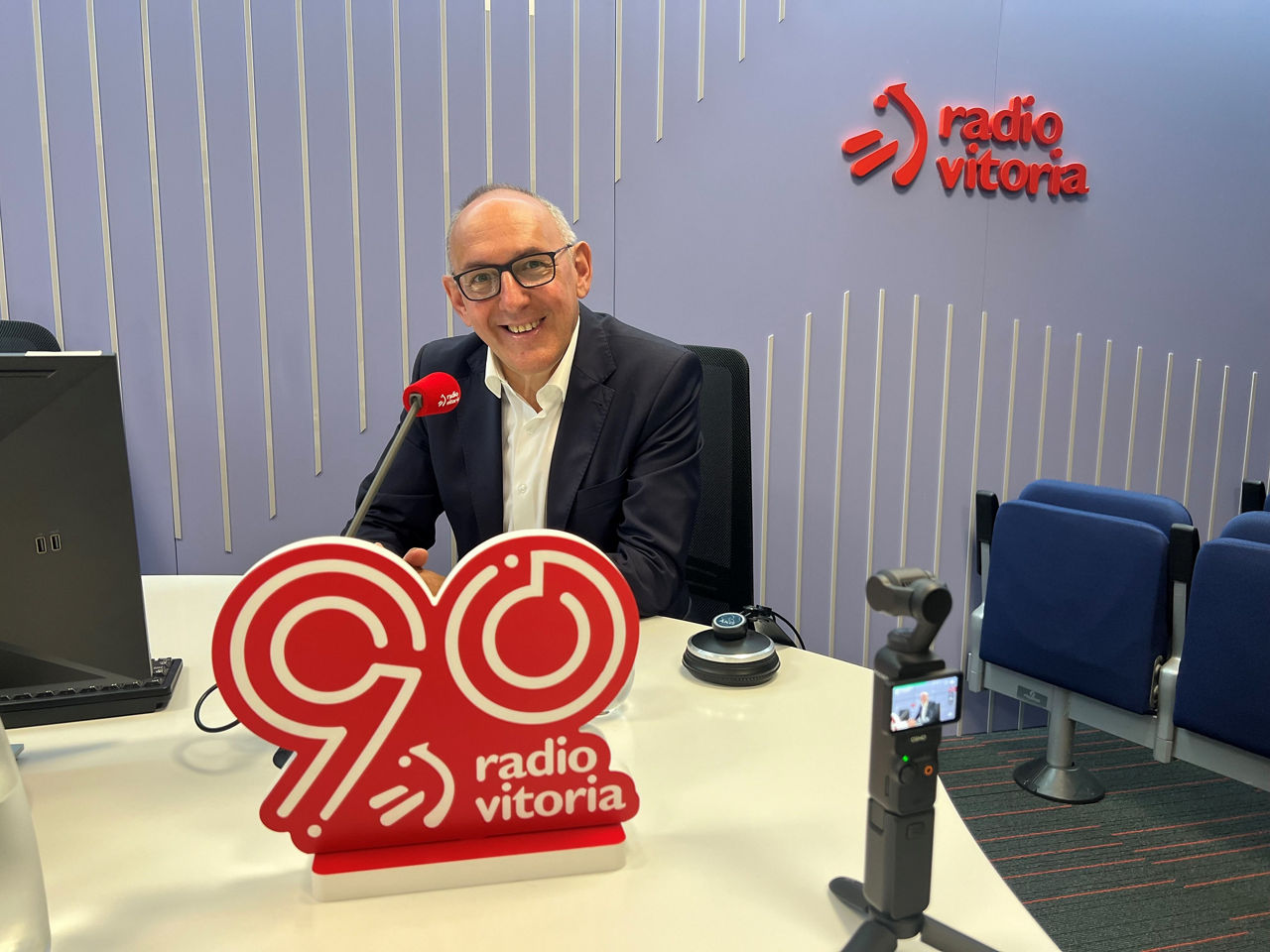 Ramiro González