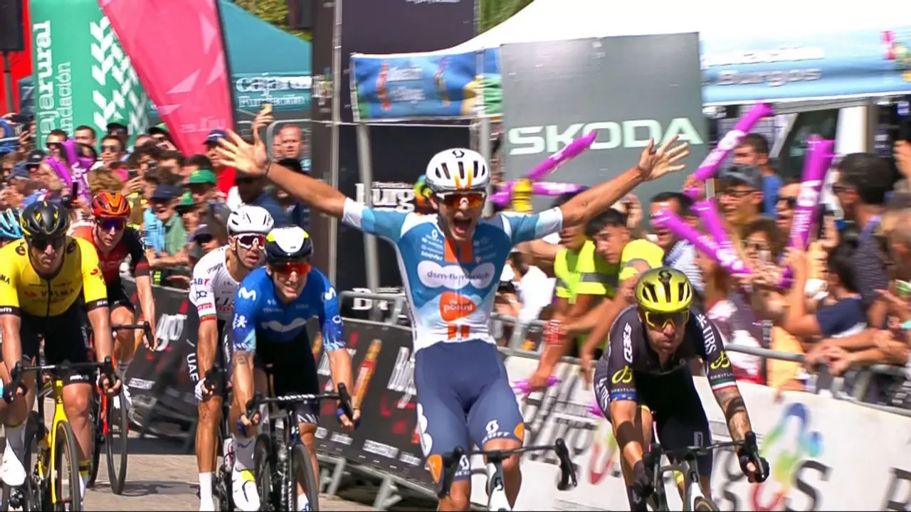 20240805173320_burgosko-itzulia-1-etapa-pavel-bittner-esprinta-2024_