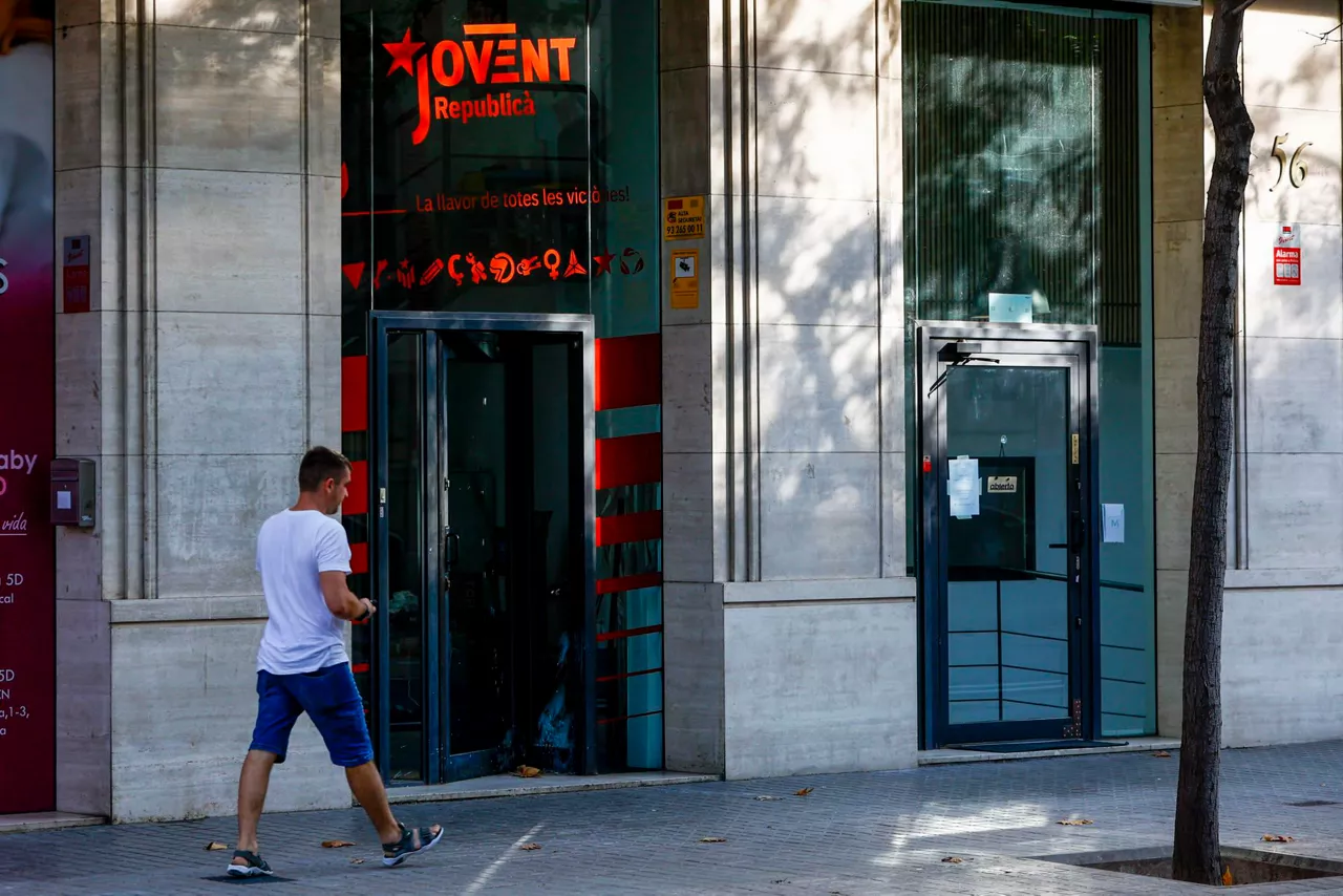 Jovent-Republica-sede-efe