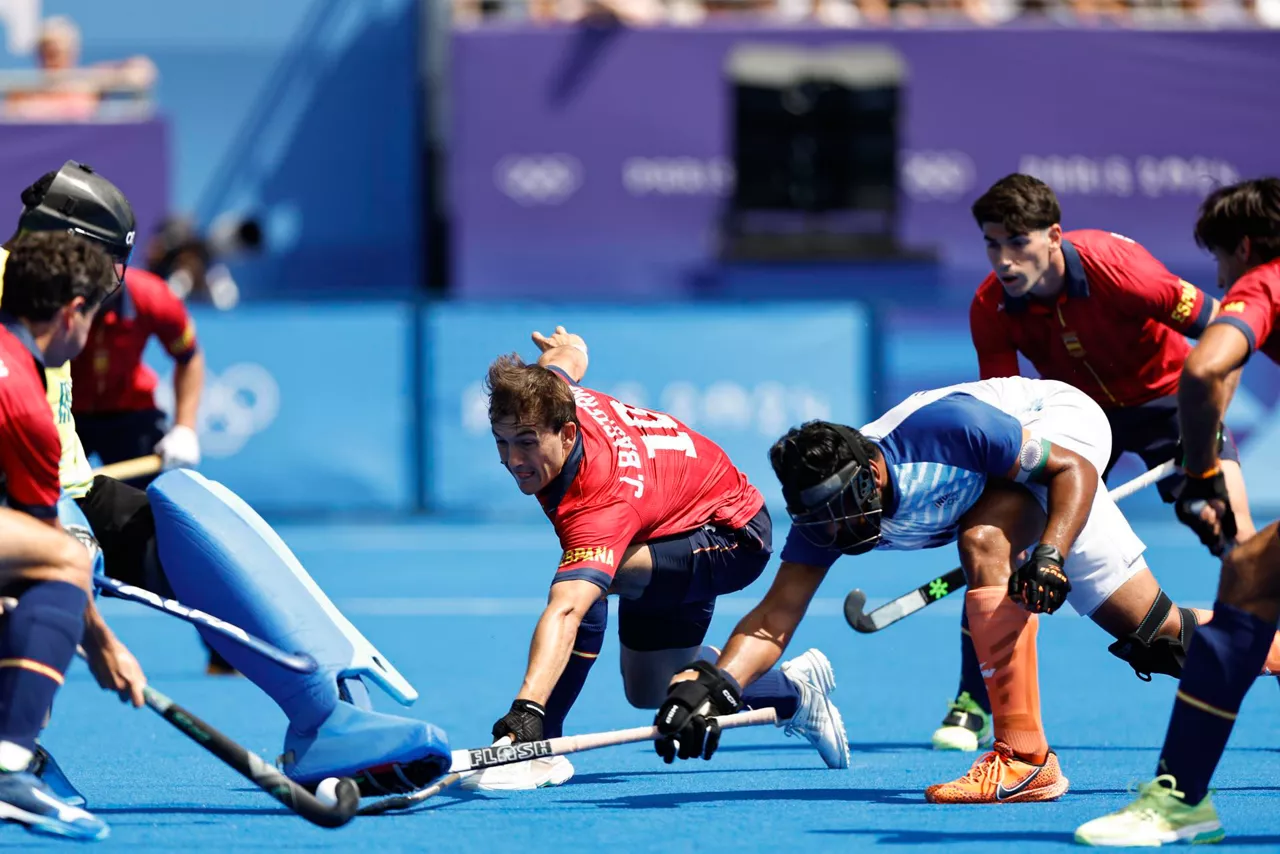 JOSE_MARIA_CHEFO_BASTERRA_BELAR_HOCKEY_ESPAINIA_INDIA_FINALERDIA_PARIS_2024_OLINPIAR_JOKOAK_EFE