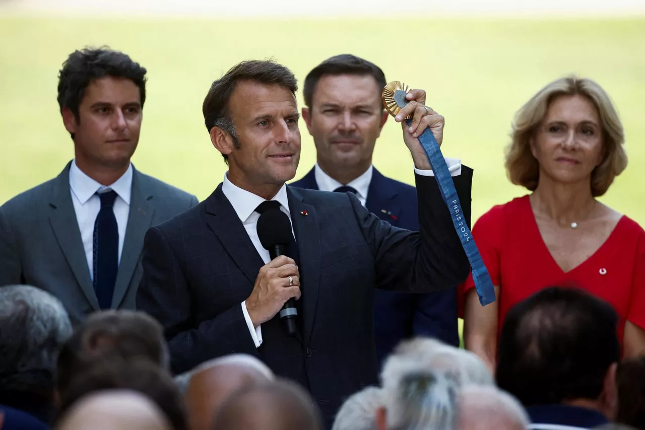 macron olinpiar jokoak efe