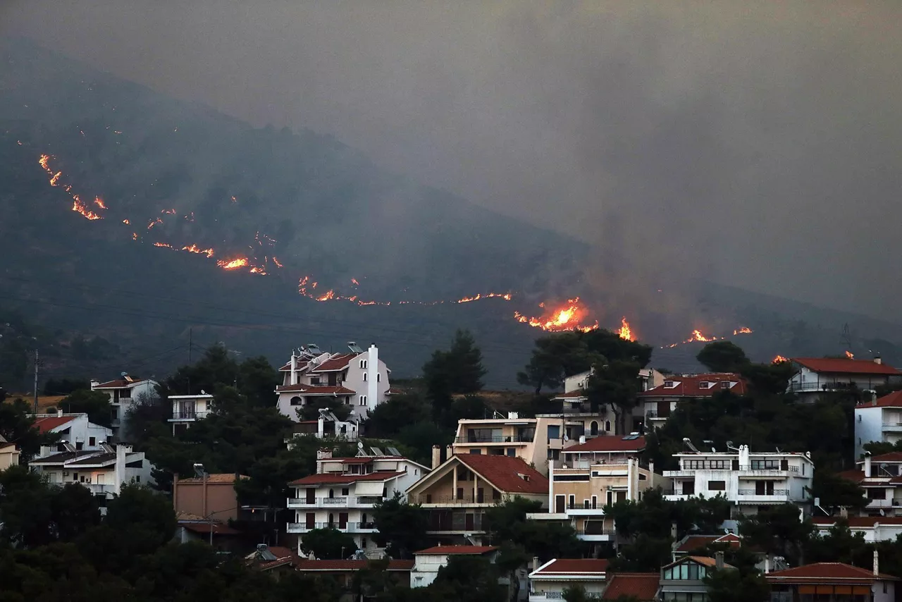 grecia grezia sutea incendio efe