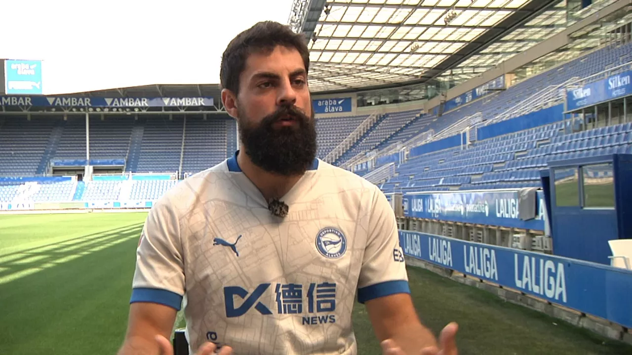 20240813163056_asier-villalibre-alaves-eitb-media_