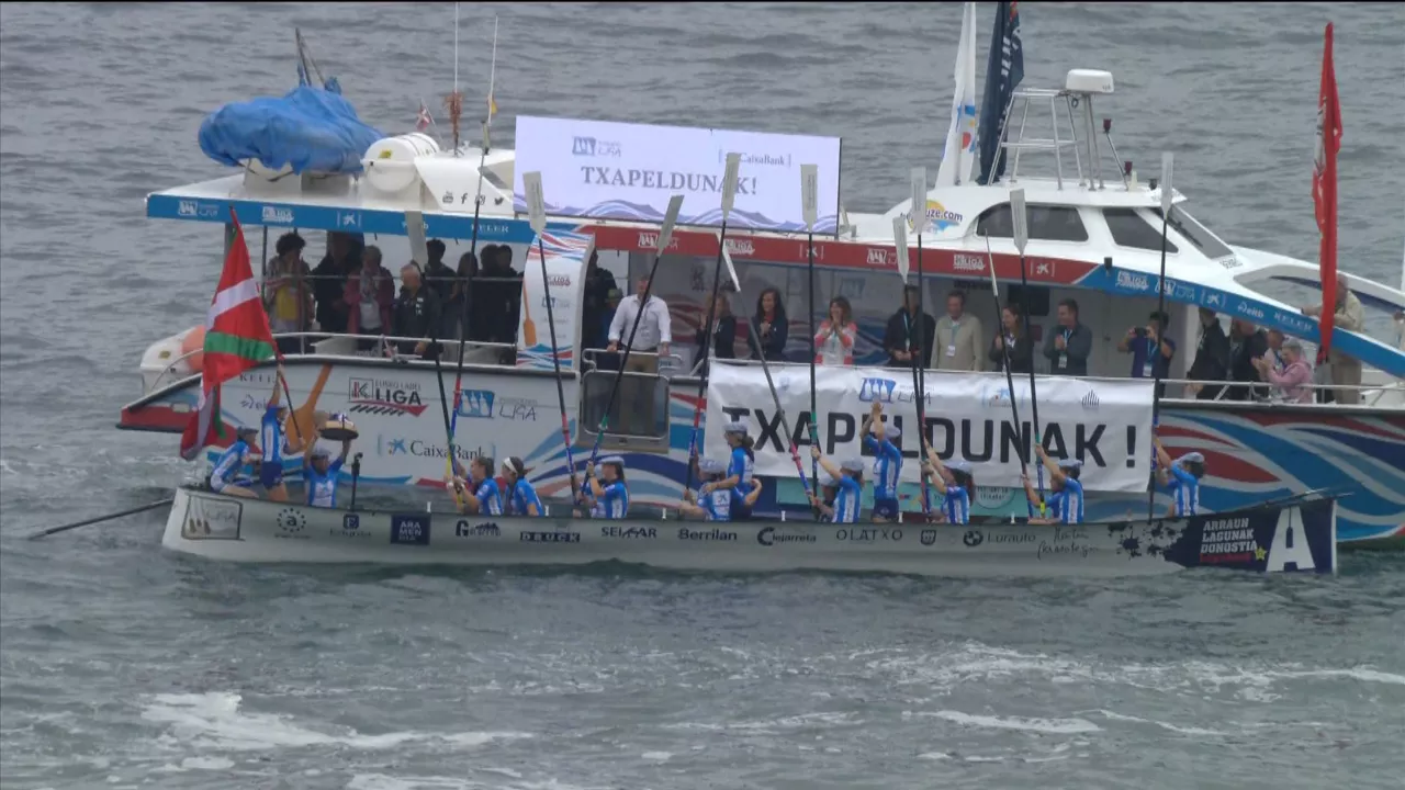 20240818141111_arraunlagunakikurrinazarautzeitbmedia_