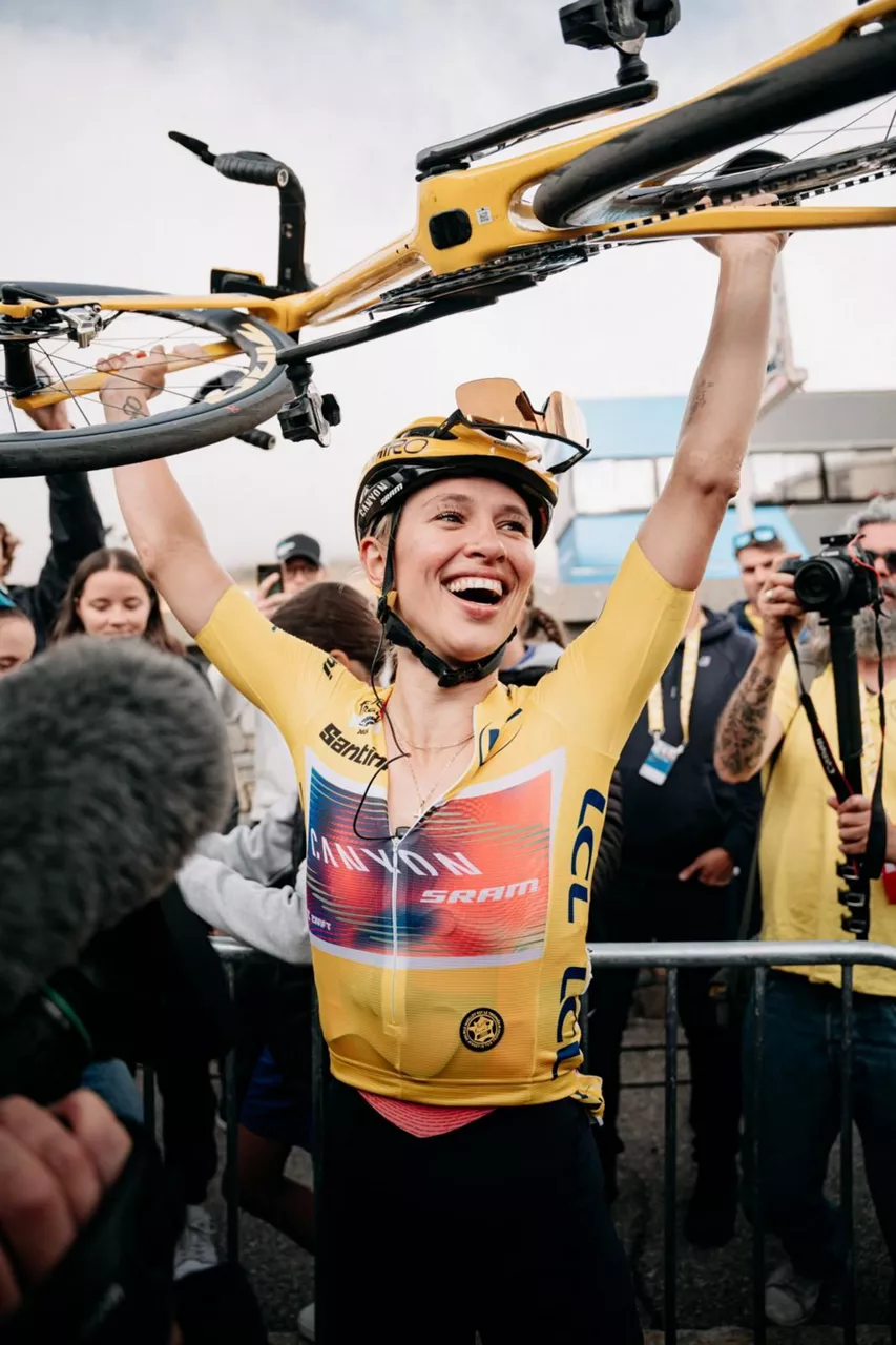 Katarzyna Niewiadoma. Argazkia: @LeTourFemes