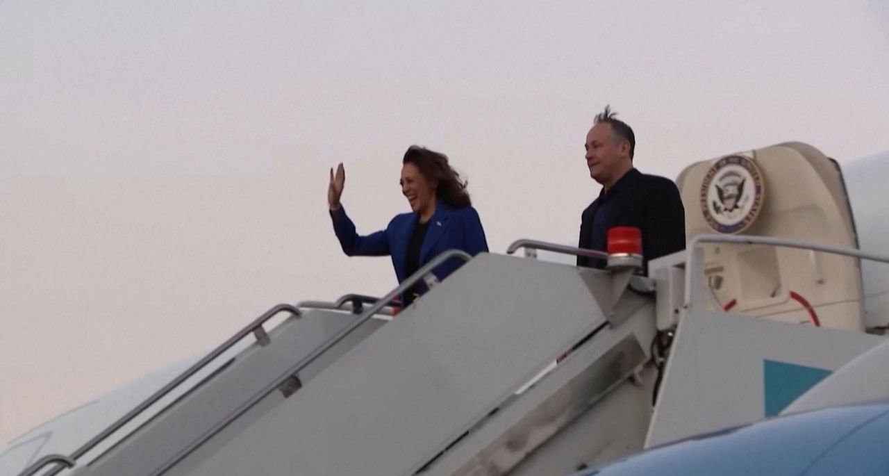 kamala harris chicago reuters