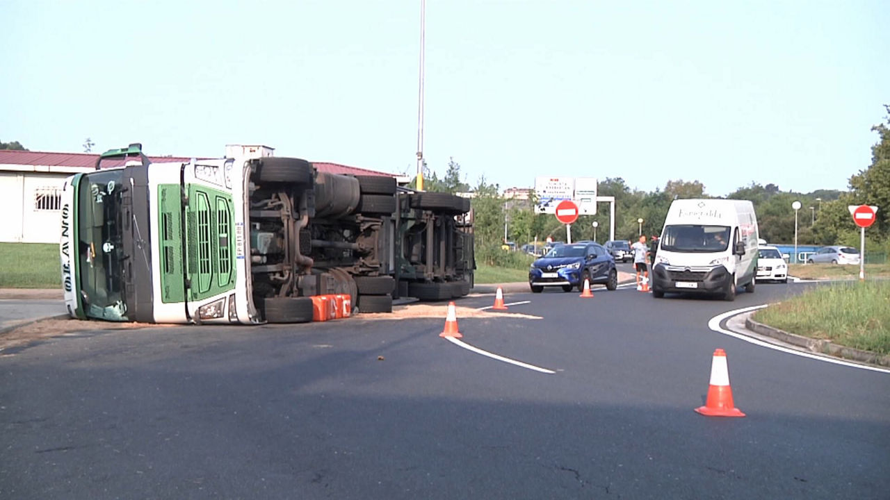 20240819104514_martutene-accidente-camion_