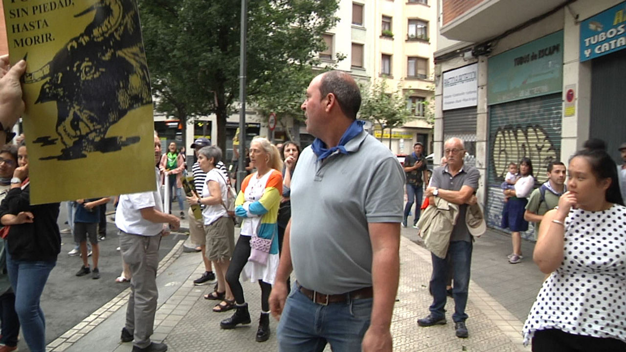 20240824200513_protesta-antitaurina-bilbao_