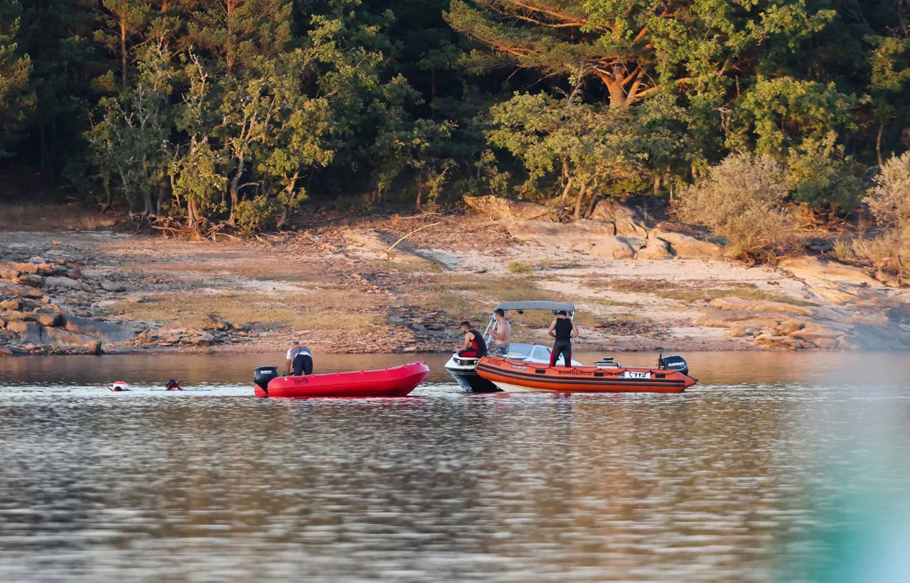 bomberos- embalse de la Cuerda del Pozo Soria-ahogado-tudela EFE