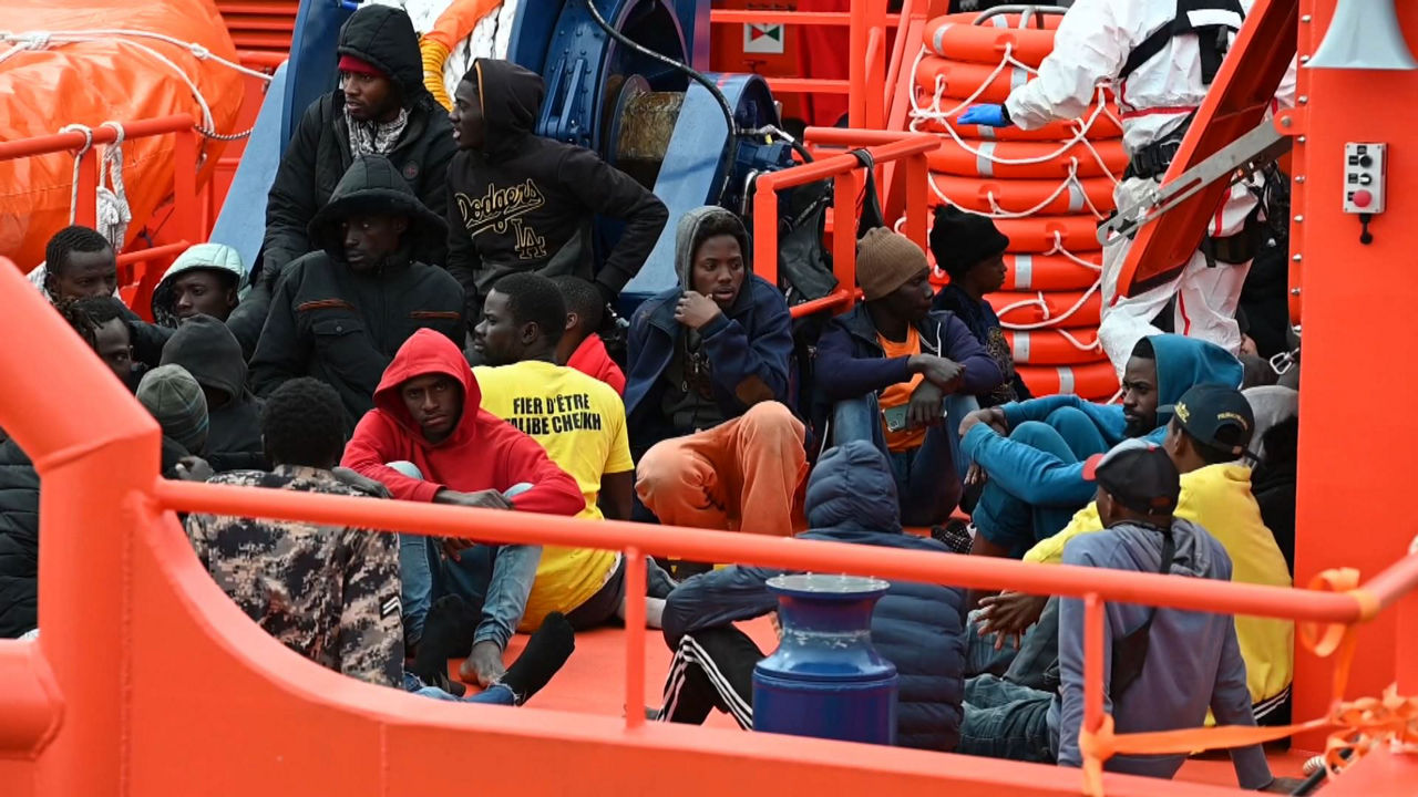 20240828182840_migratzaileak-gurutze-gorriaren-ontzian_