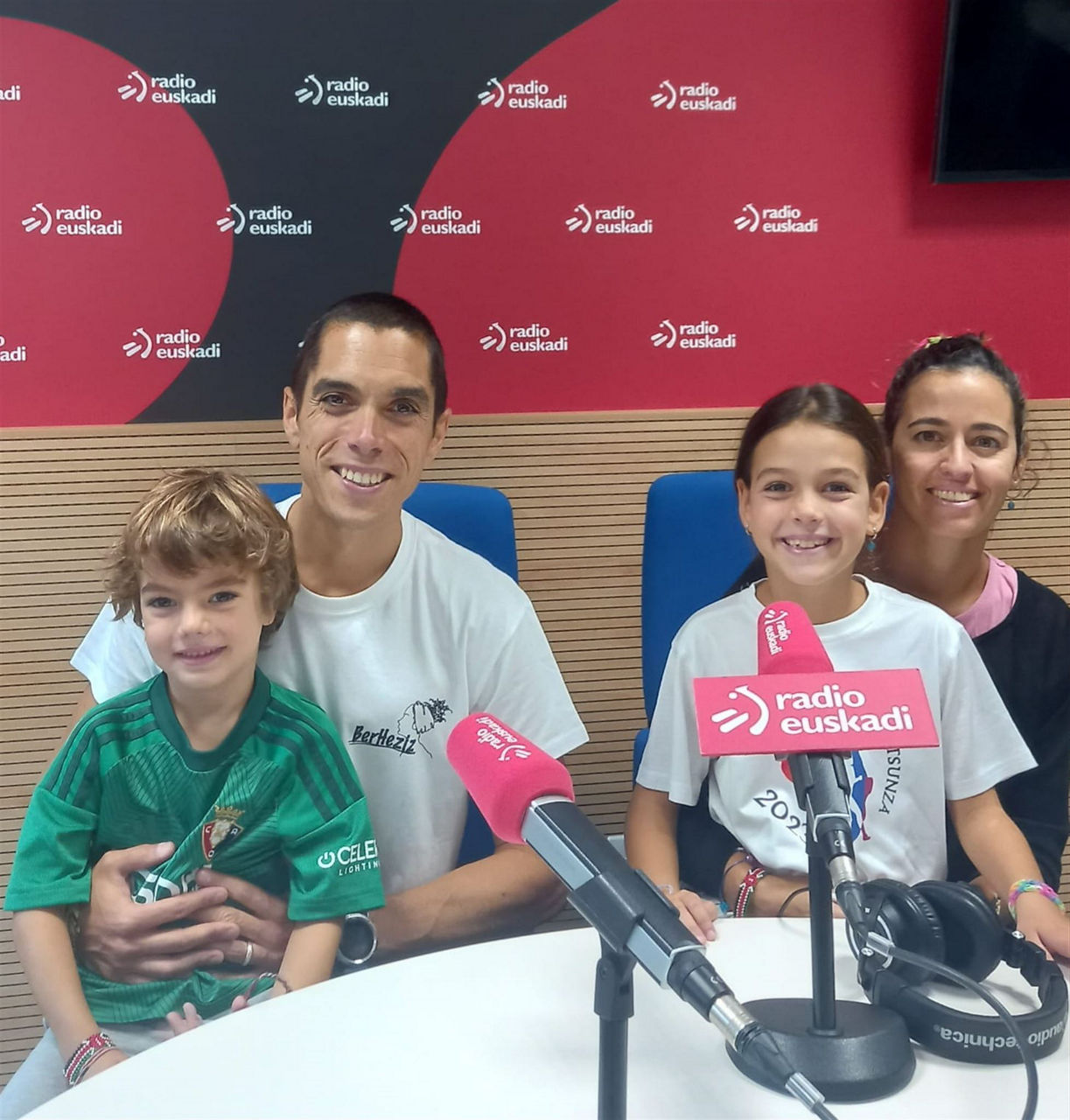 Sesiones de spinning y carreras para recaudar fondos destinados a la ONG ''Children of África''